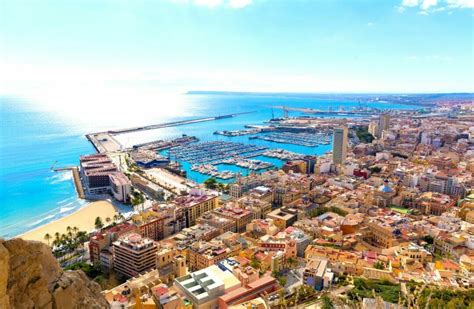 playas gay alicante|Gay Alicante Guide 2025